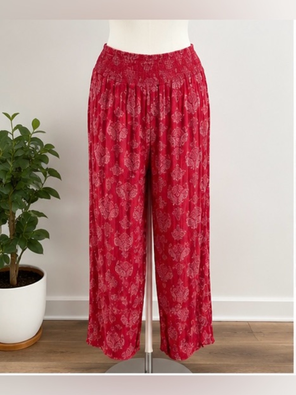 Dictionary Boho Wide Leg Palazzo Pants Lg Red Paisley Smocked Waist Lightweight